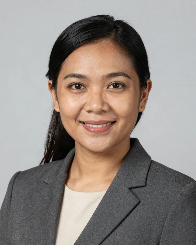 Executive assistant, Philippines, illustrative portrait