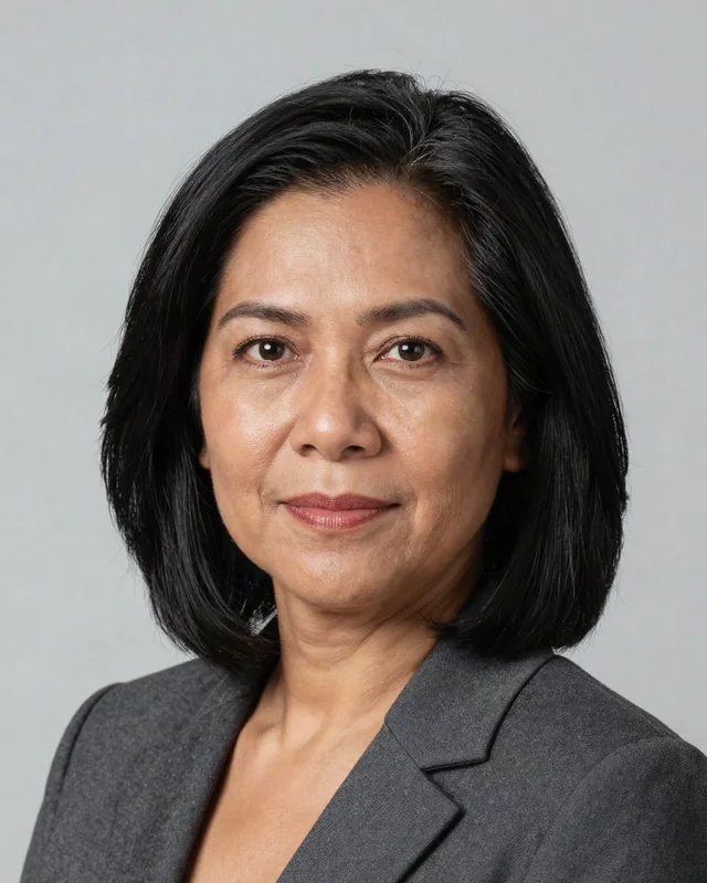 Executive assistant, Philippines, illustrative portrait